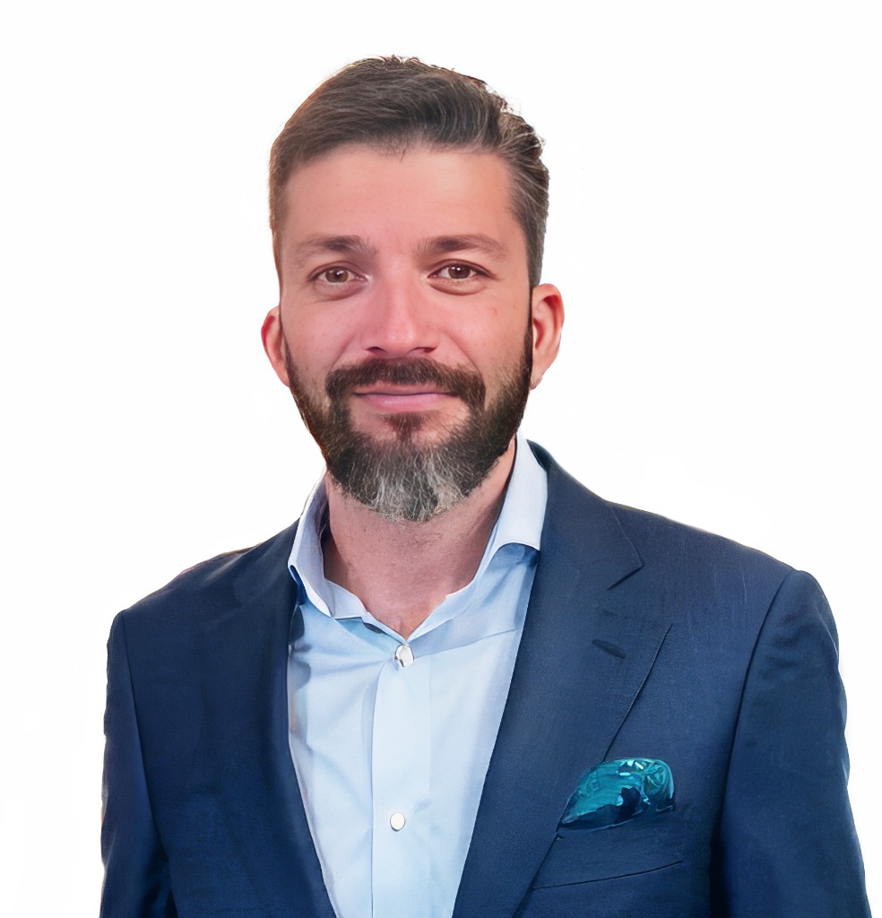 Alfredo J Falcón